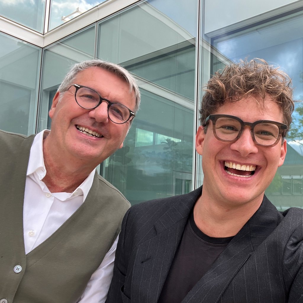 EBS University Best Paper Award 2025 for Dr. Jonas Friedrich & Prof. Chris Steyaert